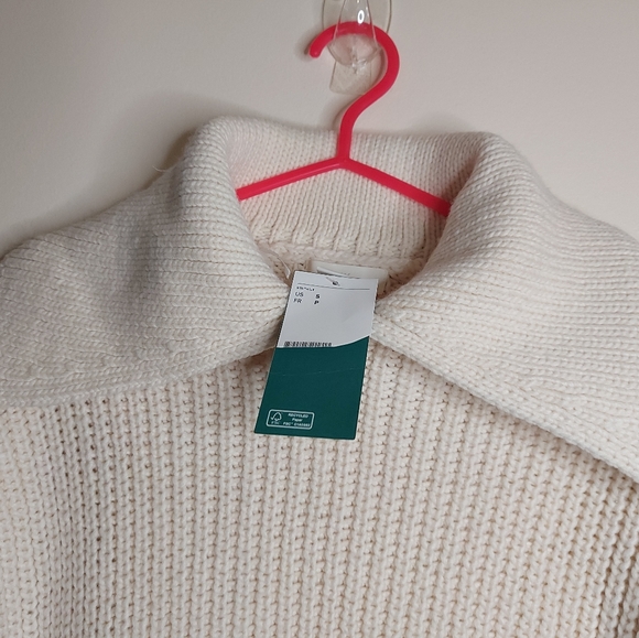 NWT H&M Ivory Cozy Chunky Knit Sweater - Picture 2 of 10